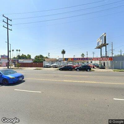 Vehicle collides with debris causing traffic hazard, Los Angeles CA
