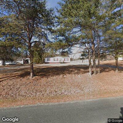 House fire sparks alarm with smoke and melted siding, Farmville VA