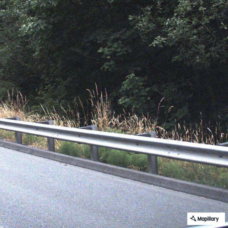 Wa 522 Erratic driver in silver Dodge Charger on WA-522, Snohomish County WA ...