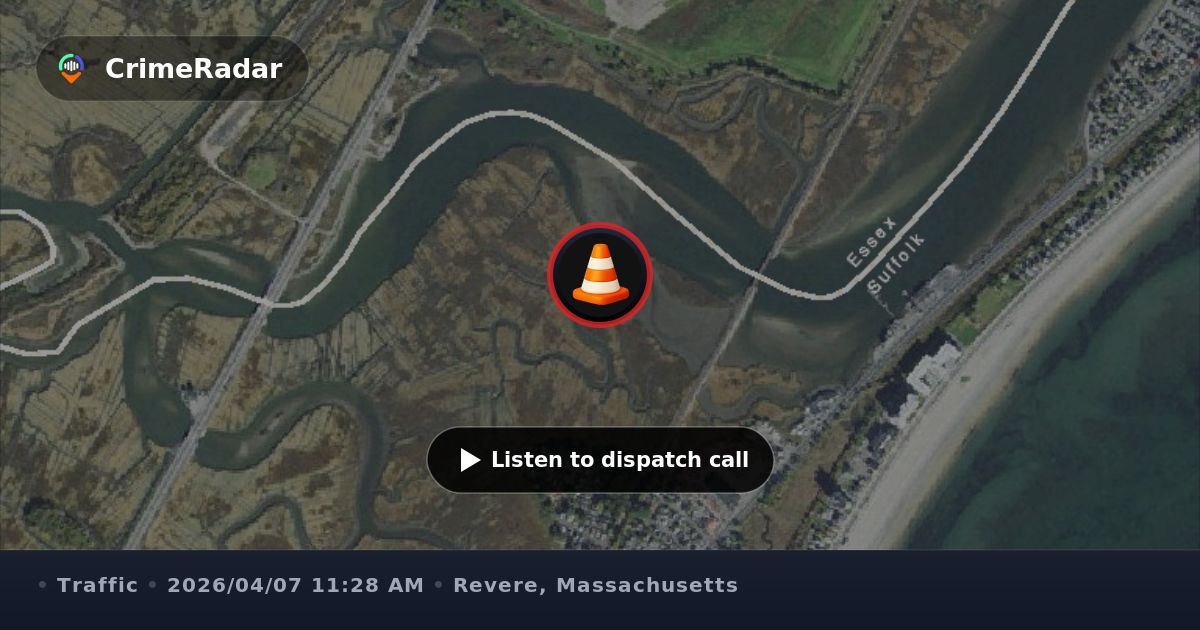 Disabled vehicle awaiting tow on North Shore Road, Revere MA | CrimeRadar