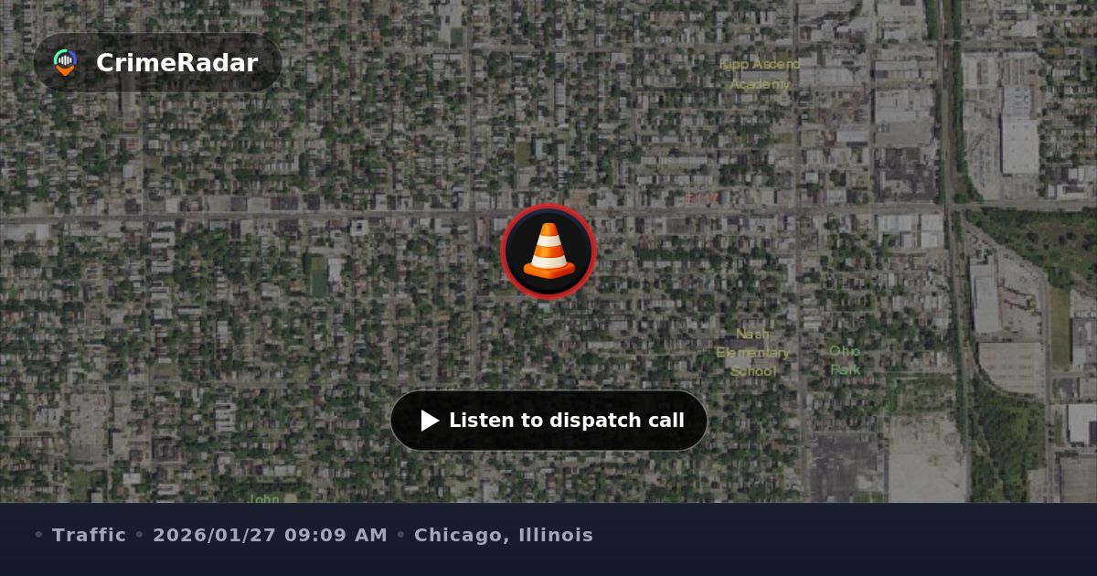 Vehicle stuck in snow blocks traffic on Race Ave, Chicago IL | CrimeRadar