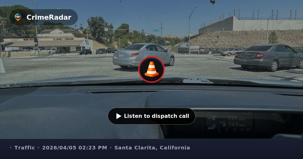 Minor two-car crash blocks lanes at Sand Canyon, Santa Clarita CA ...