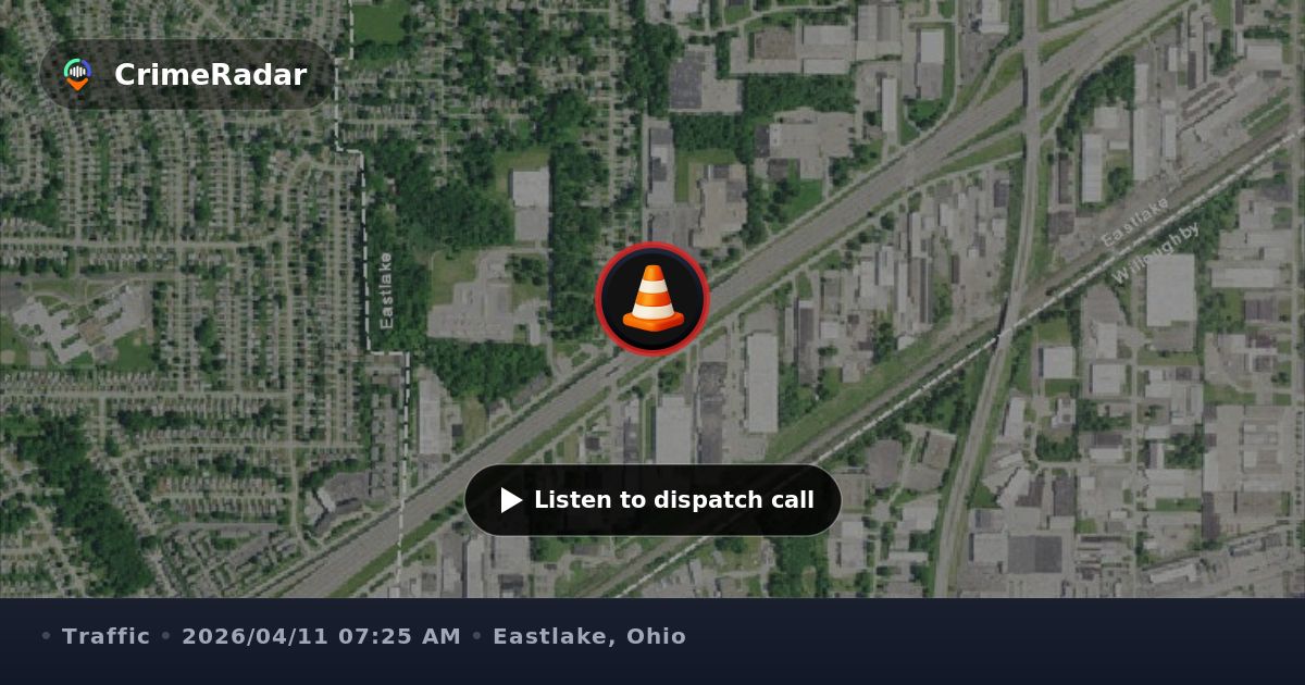 Loose manhole cover creating road hazard, Eastlake OH | CrimeRadar