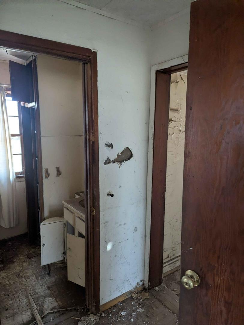old abandoned farm house.