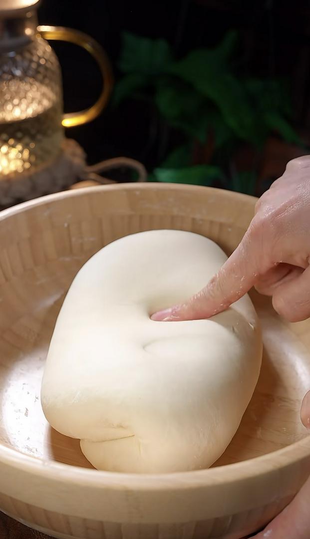 Creamy Flower Buns Recipe