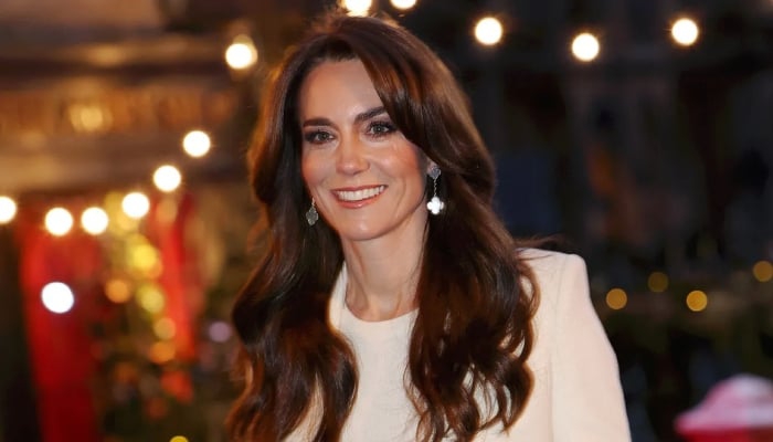 Kate faces embarrassing moment due to his father