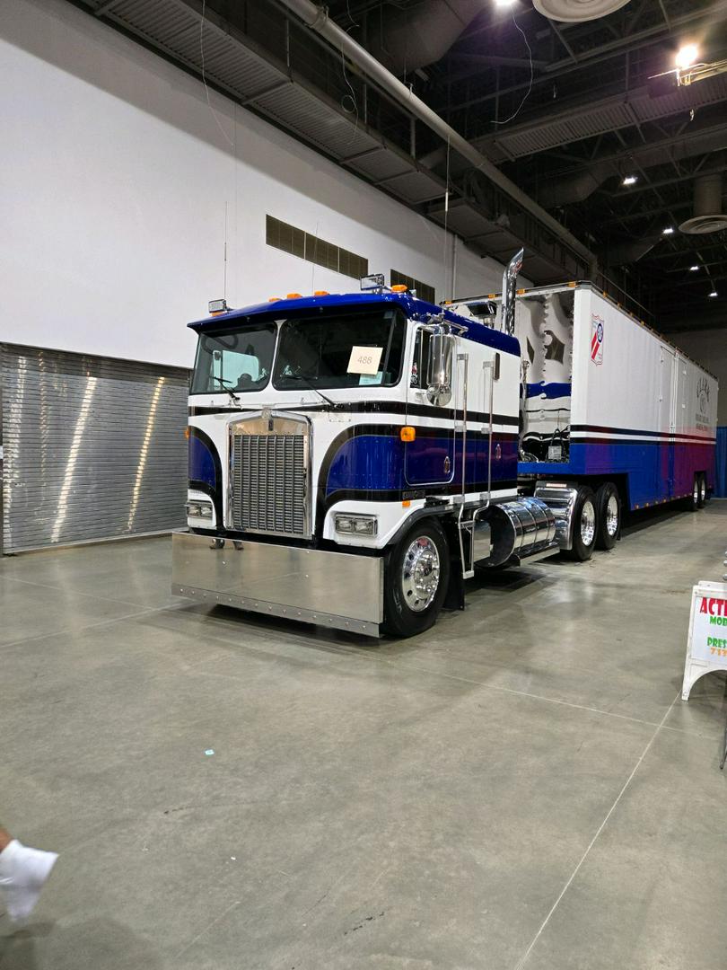 Truck Show 🚚 🛻 🚛 🚒 🚚