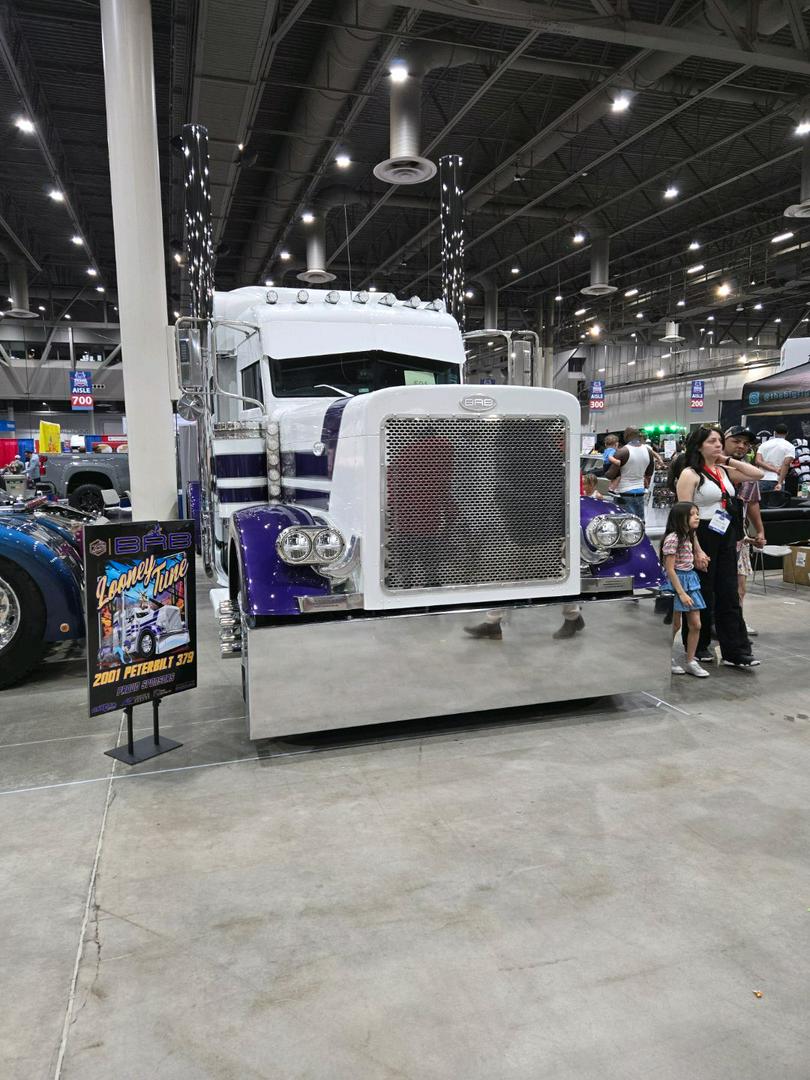 Truck Show 🚚 🛻 🚛 🚒 🚚