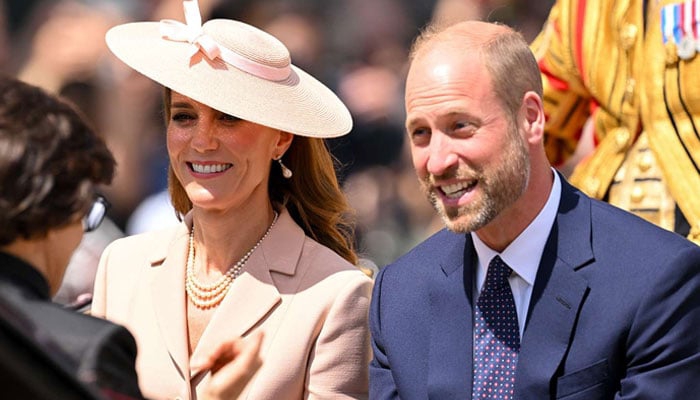 William Kate royal under scrutiny awkward staging