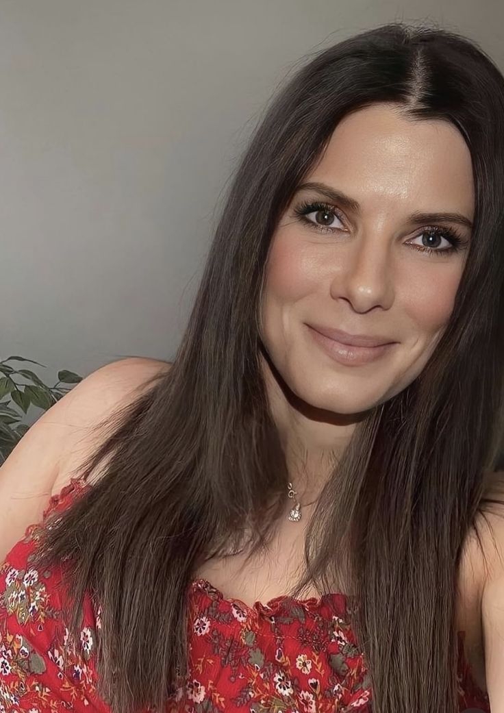 Sandra Bullock is ready to date again after her.😭