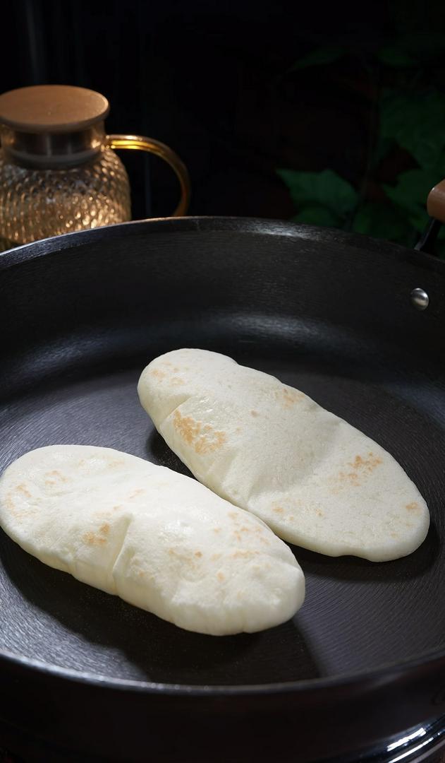 Hollow Yeast Cake 