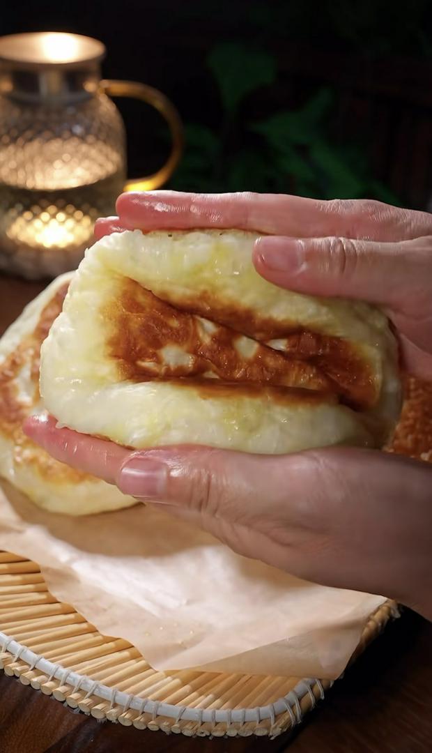 Soft & Tender No-Knead Flatbread 
