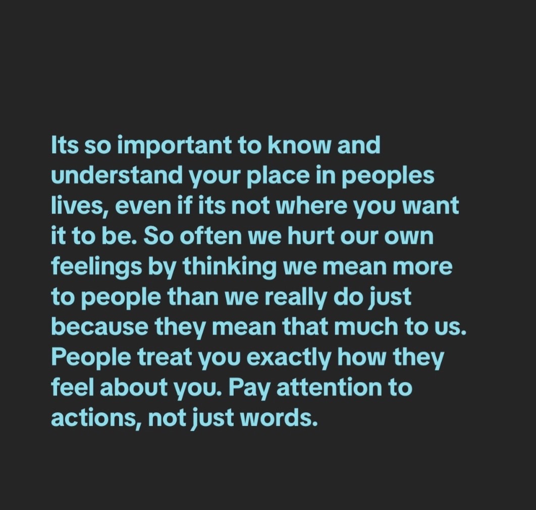 TRUMP SUPPORTER 
ALWAYS BE THERE FOR MR PRESIDENT 
AM PROUD OF YOU....🫲🫱✋️🖐🤚🖖✋️🖐✋️👌👌👌✋️🖐