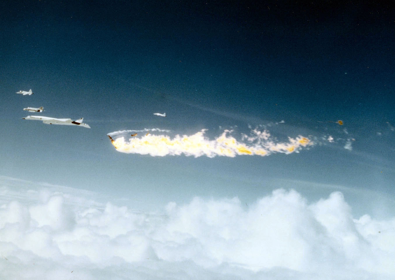 Cold War Collision: Supersonic Bomber, XB-70 Valkyrie