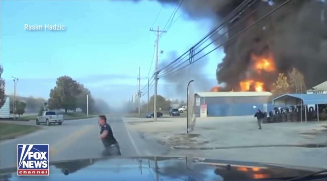 TERRIFYING: Dashcam footage captures the tragic mo