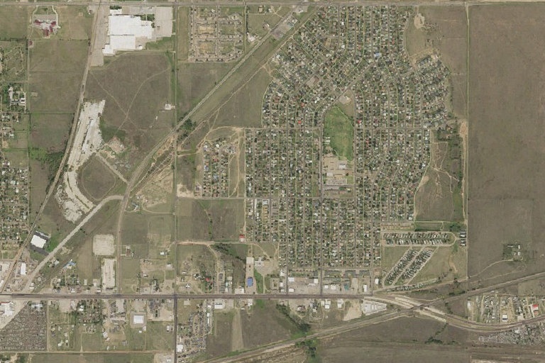 Man trespasses at united store on