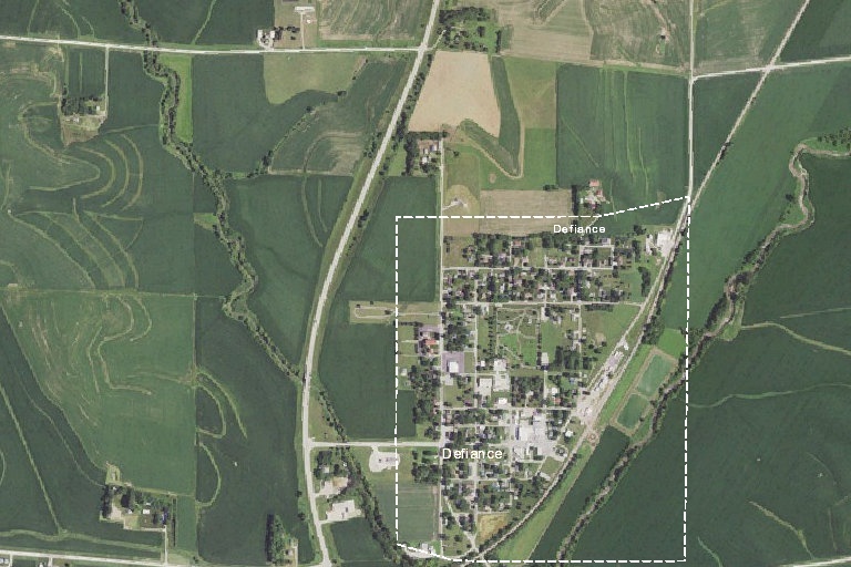 Woman falls, may have dislocated shoulder near Main Ave, Defiance IA ...