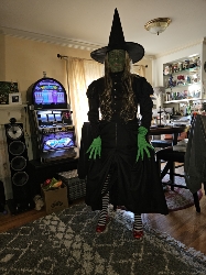 Nobody sees the wizard!