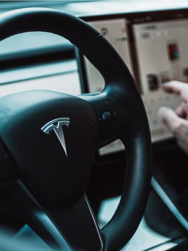 Is AutoPilot Falling Short in Stop-and-Go Traffic? 🤔