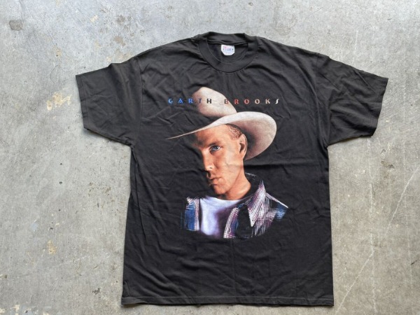 remember when garth brooks took over high school?