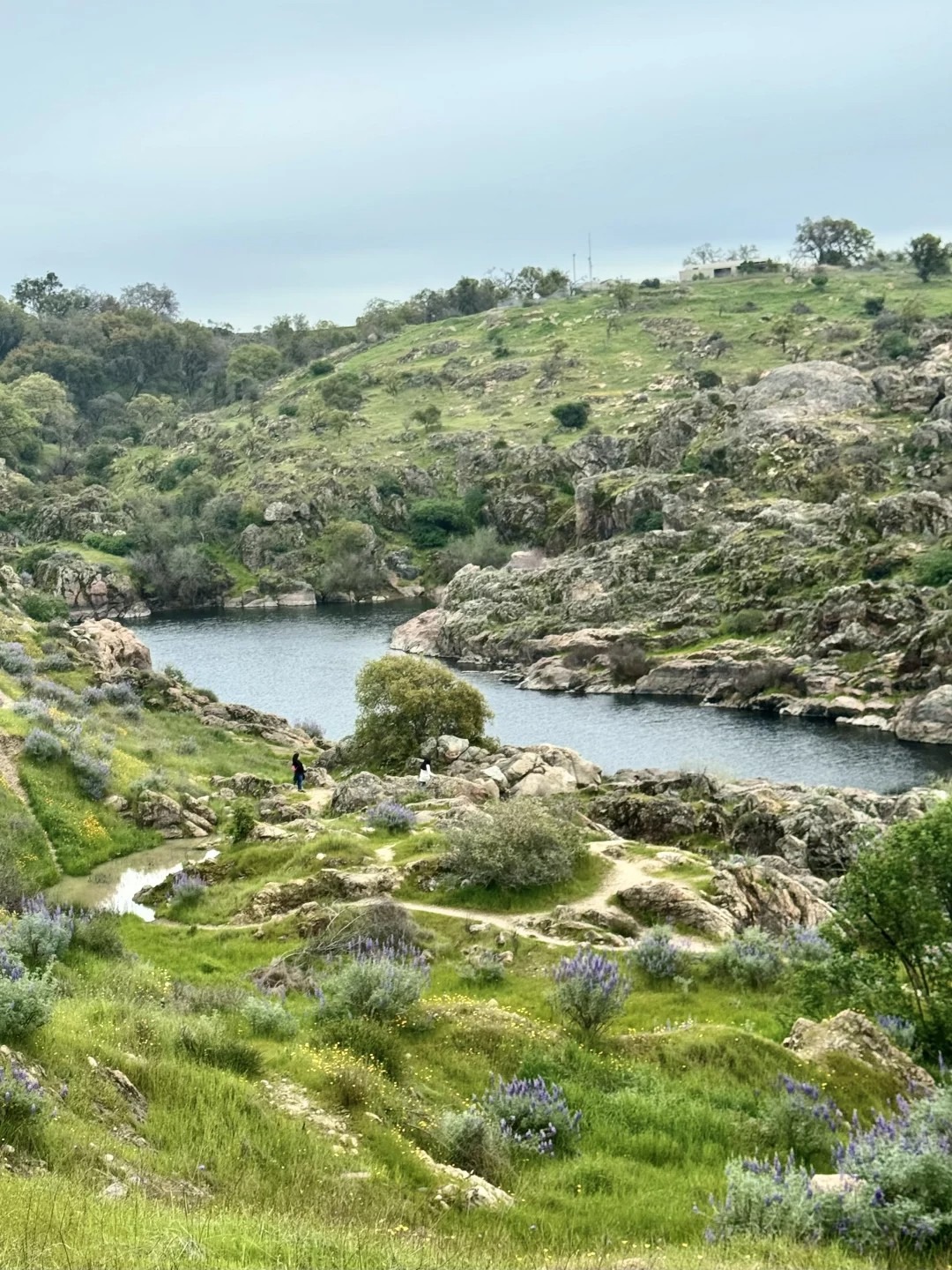 why is no one talking about this riverside hike?
