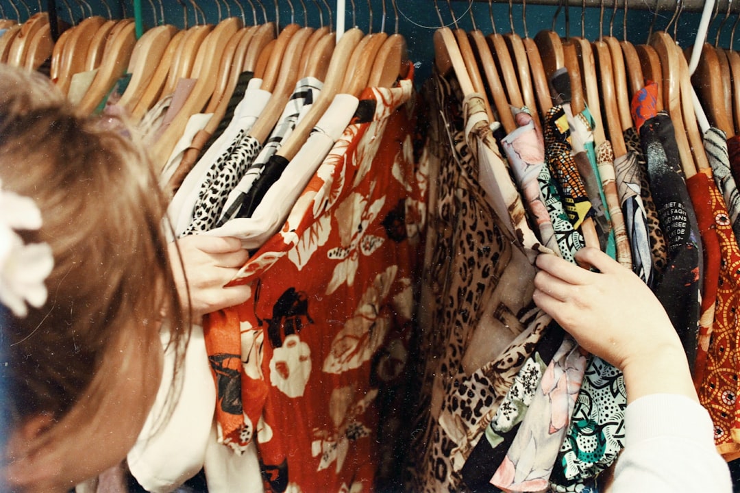 👗 What do you wear to meet someone you used to like?