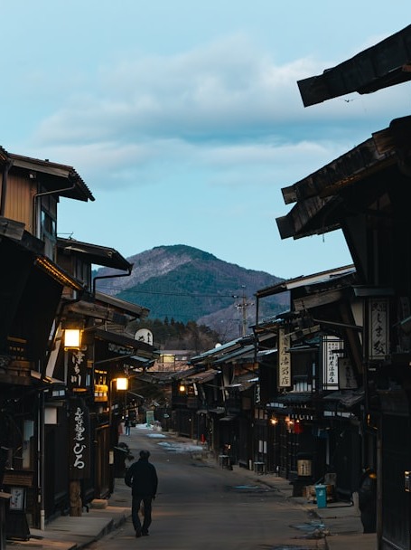 have you ever wandered tsumago-juku at dusk?