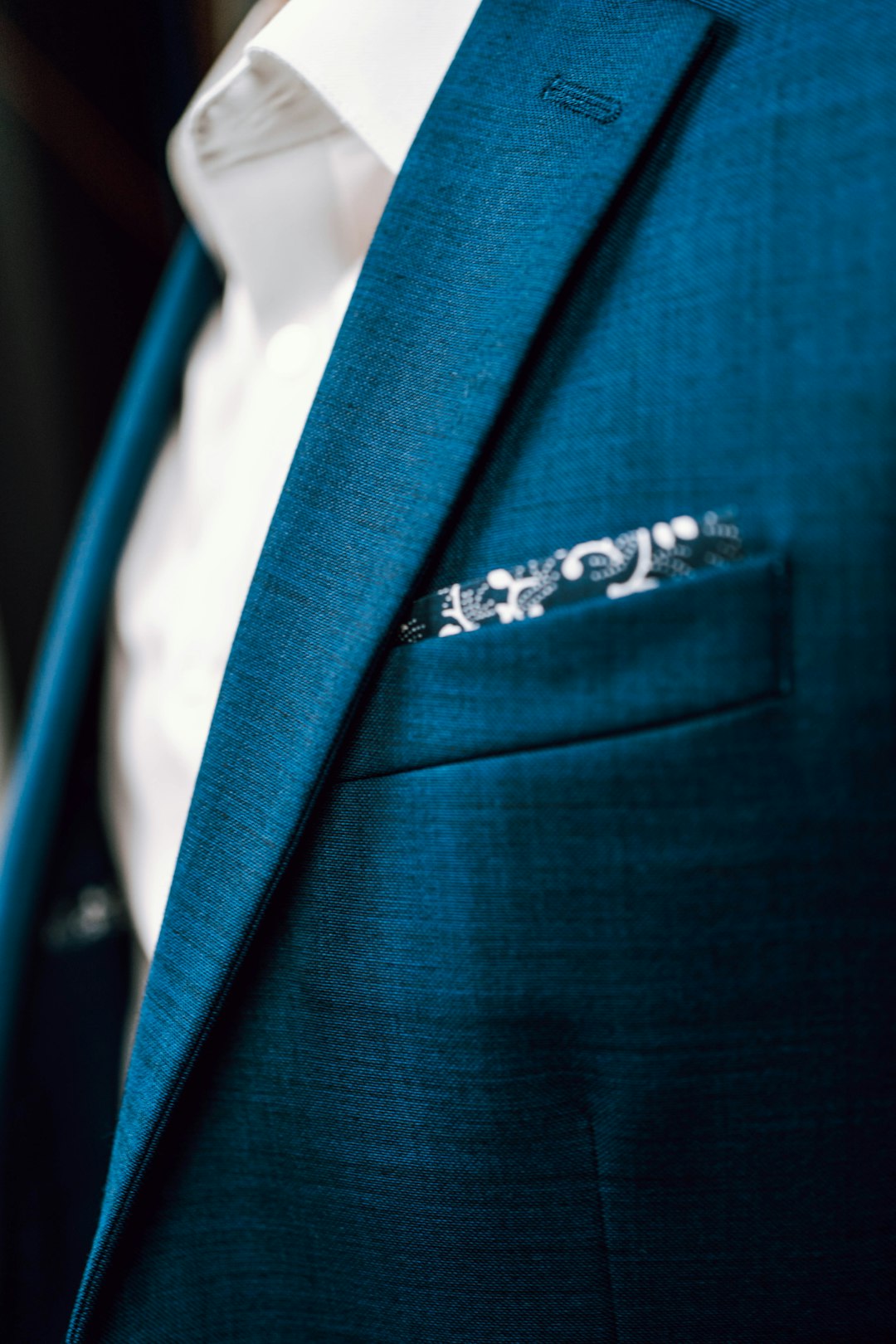 $500 vs. $4000 Suit: Which One Actually Makes You Look Better?