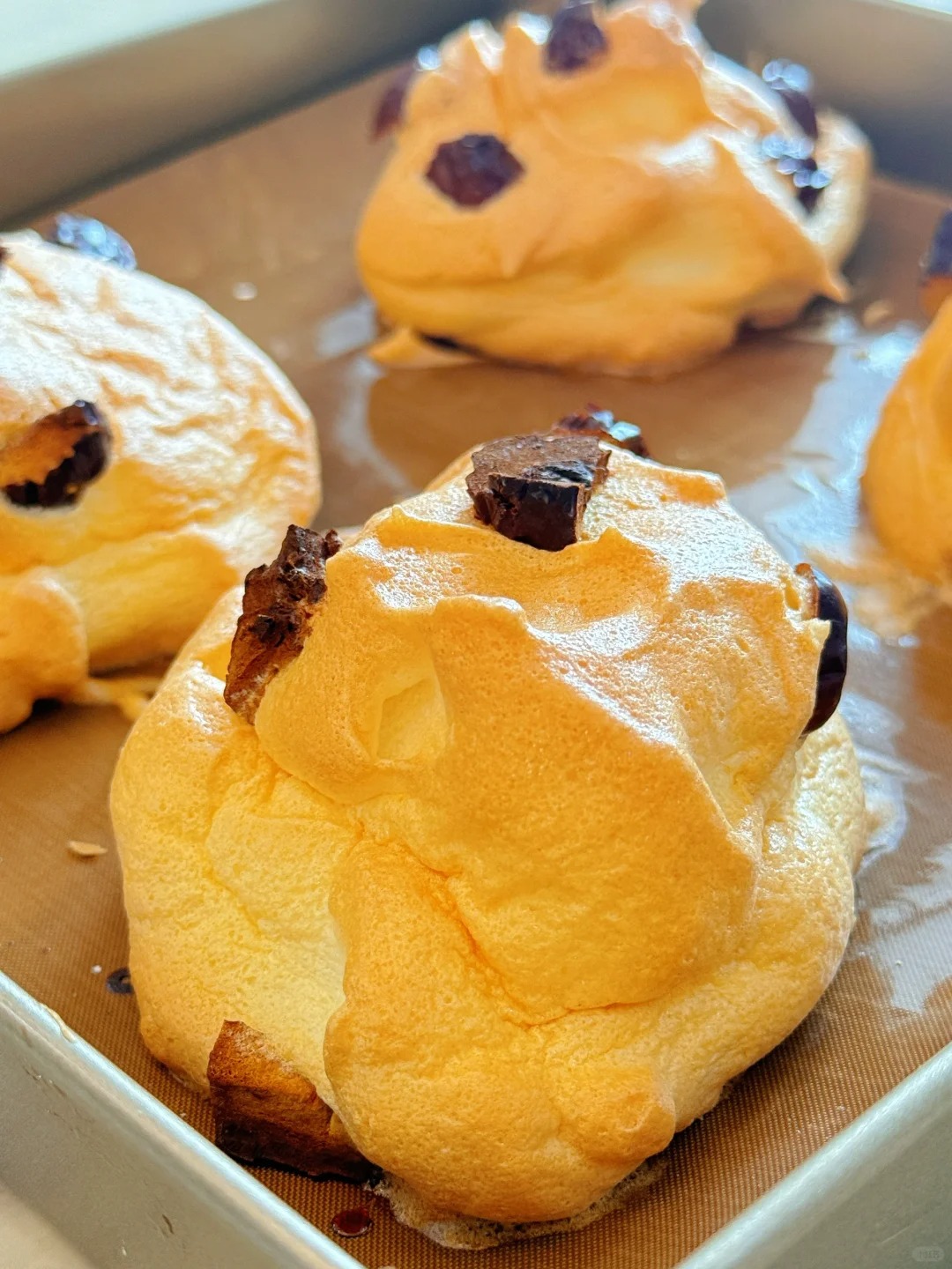 Are there any desserts that can be made without whipped cream? 