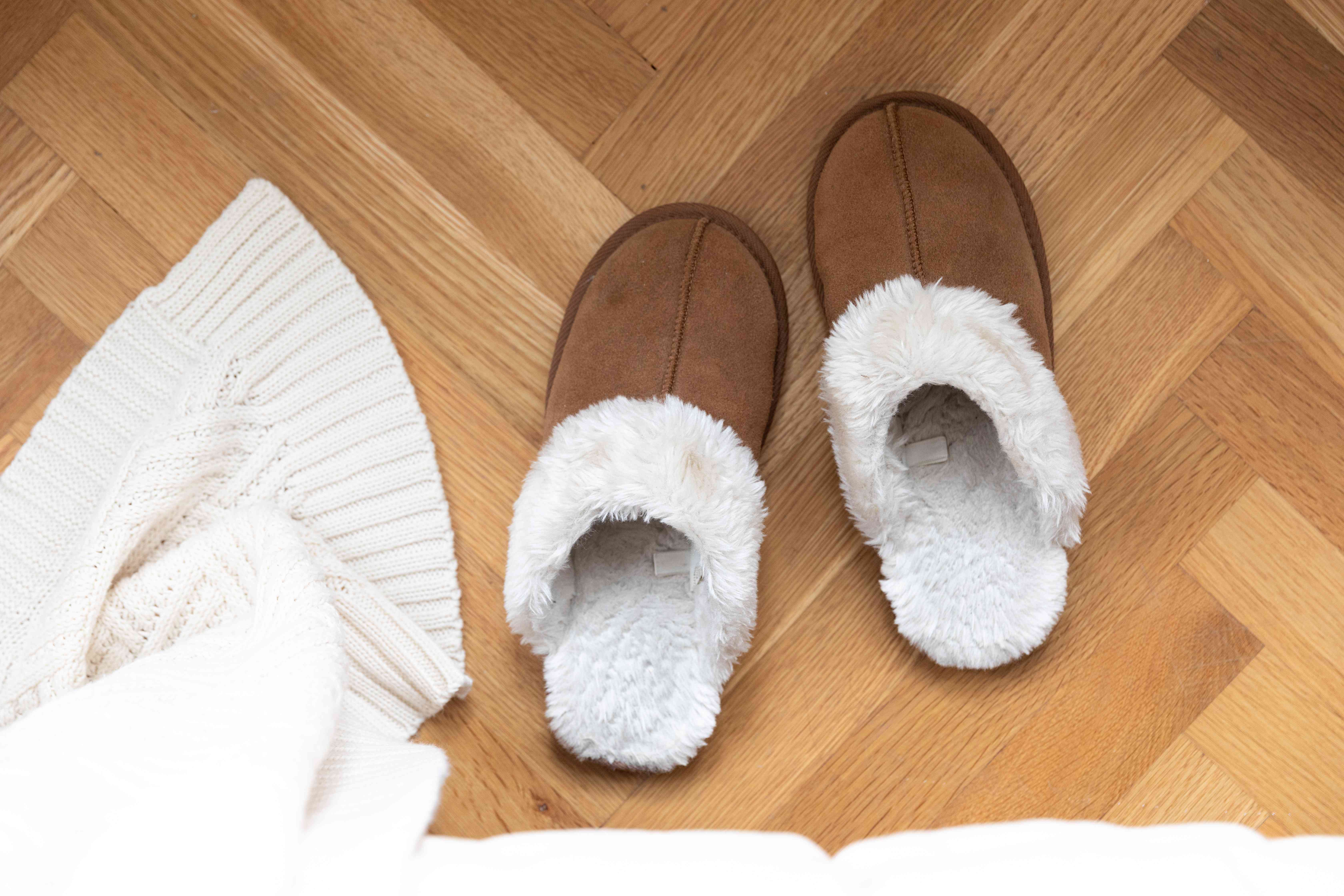 Why Are Clean Slippers So Hard to Keep Stylish?