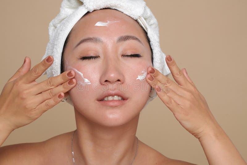 Why Does Drunk Me Nail My Skincare Routine Better Than Sober Me?
