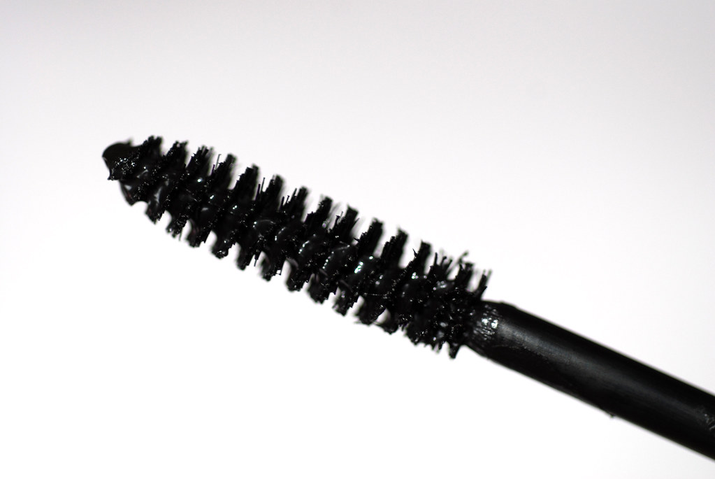 Is There a Mascara That Truly Replaces Falsies?