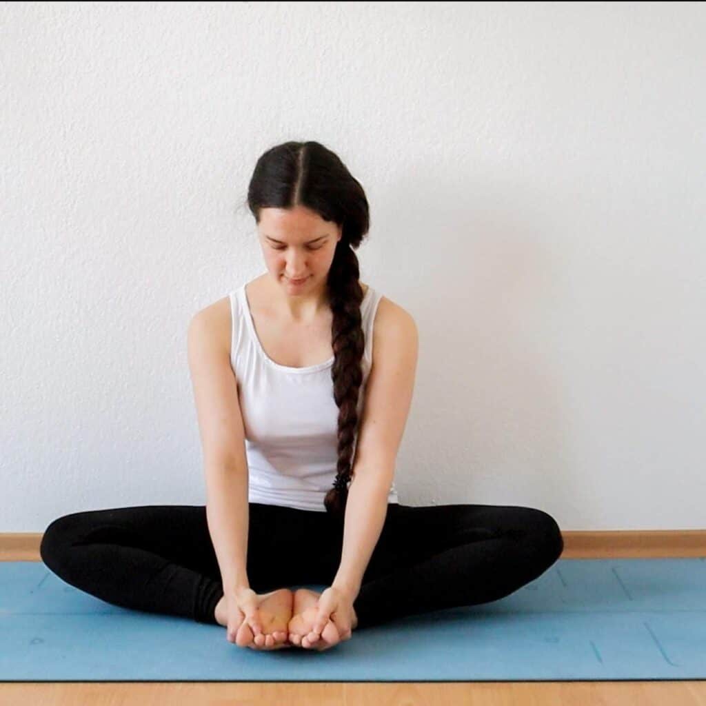 Thigh Stretches That Don’t Suck