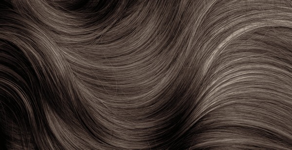 Ash Brown Hair That Stays Cool—No Brass, No Drama