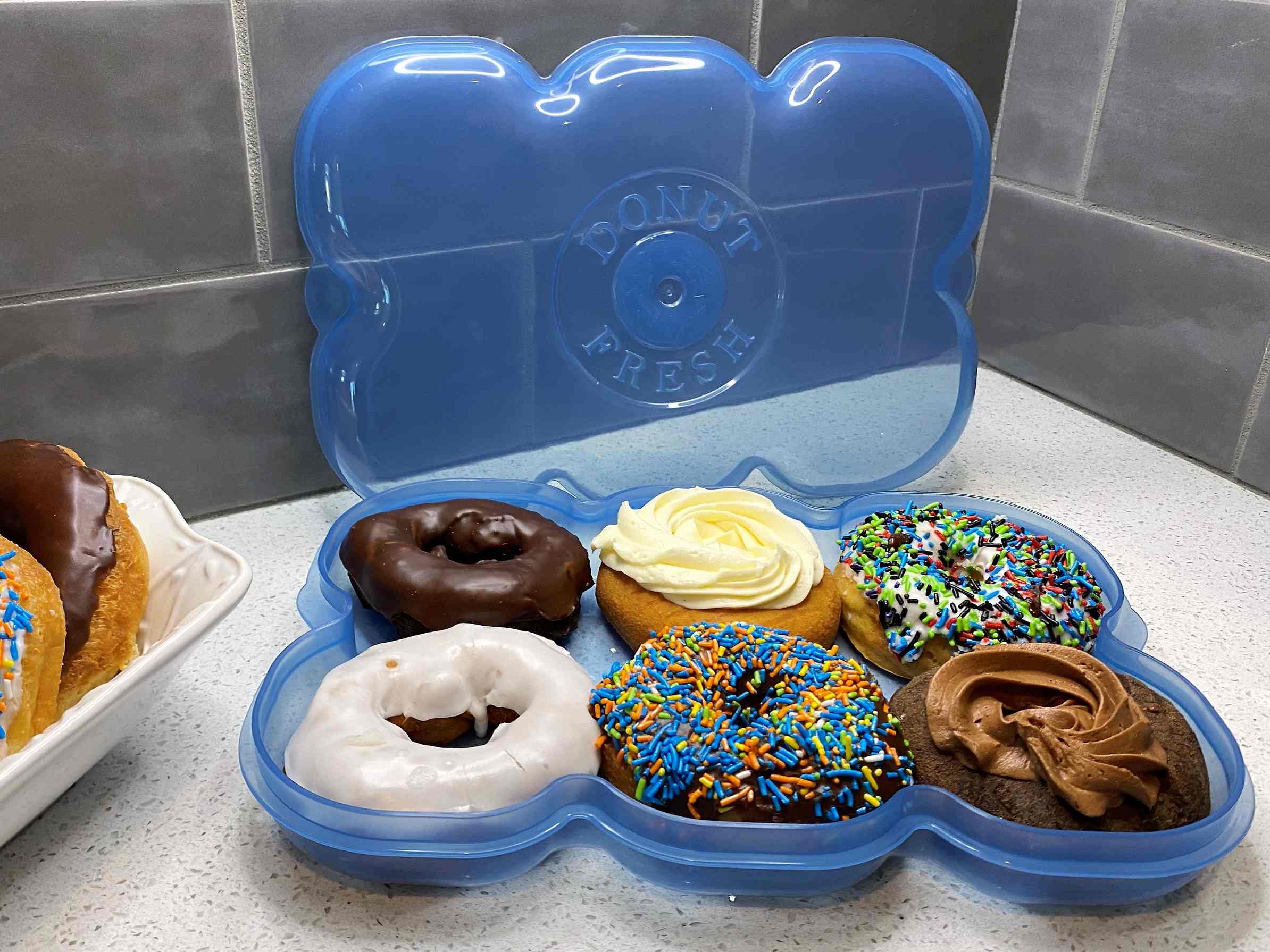 Donut Storage Hacks: Keeping Them Fresh Without the Soggy Mess 🍩