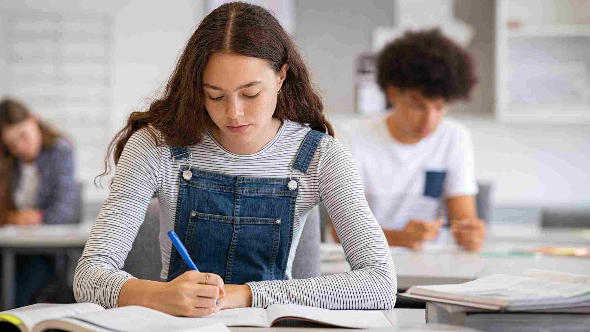 Unlocking the Secret World of US School Textbooks!