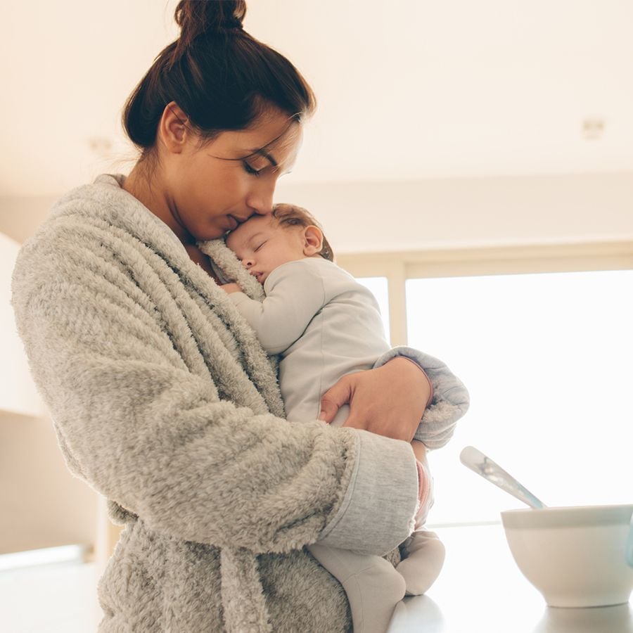 To Wake or Not to Wake: The Diaper Dilemma Every Parent Faces
