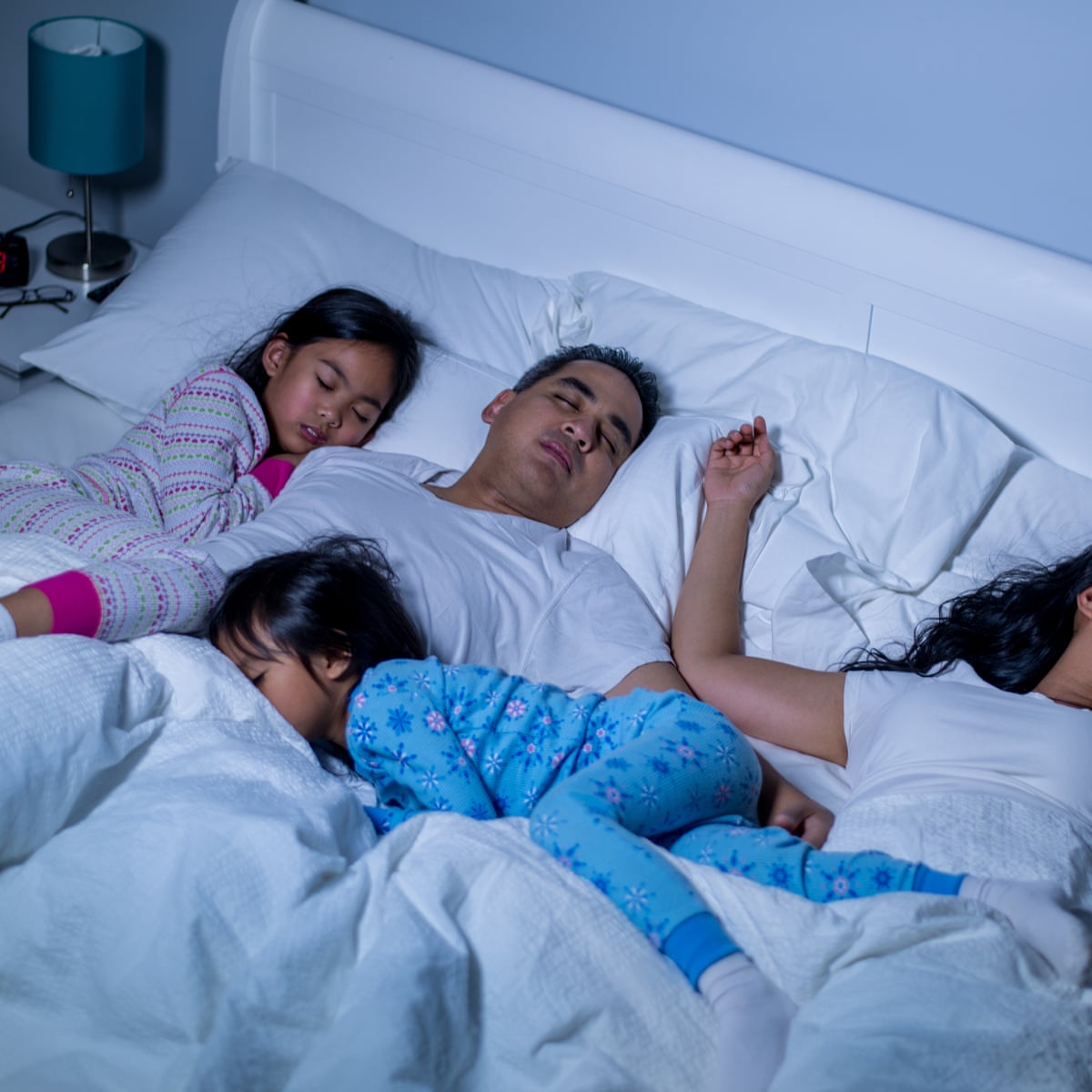 Co-Sleeping: Navigating Nights with Little Ones by Your Side