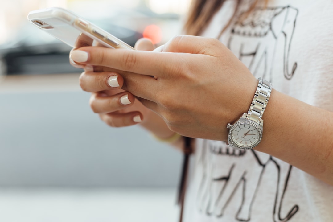 Spot a Liar on the Phone—Here's How!