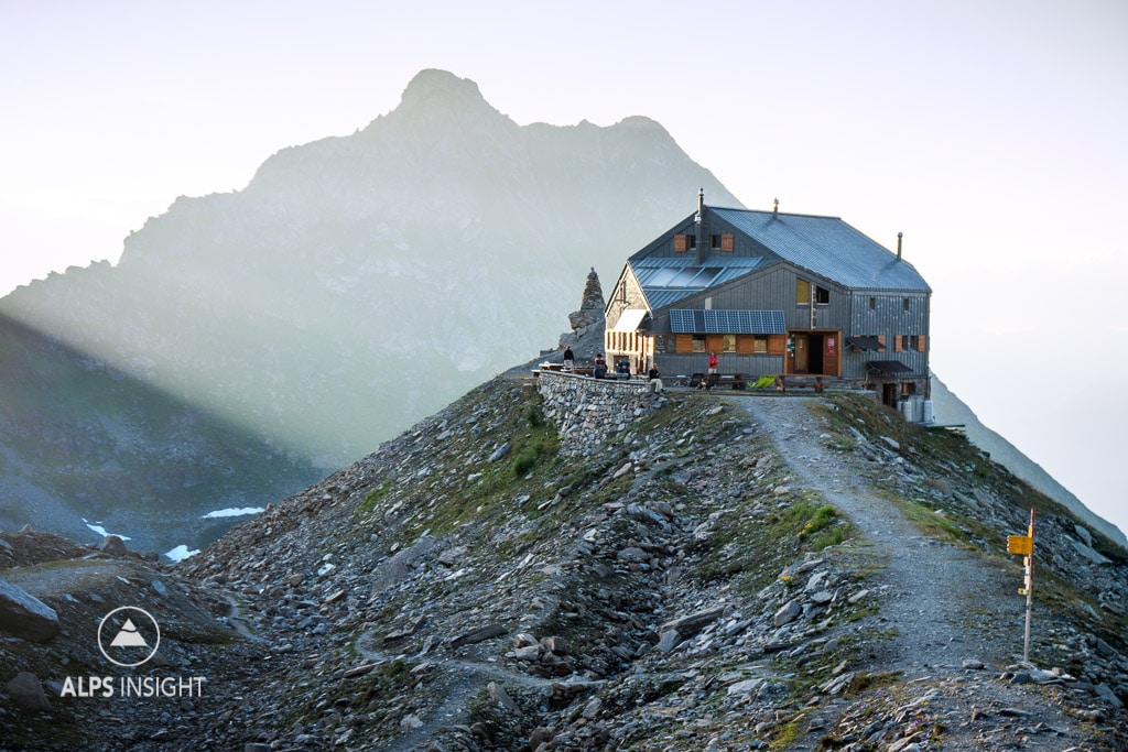 The truth behind hut-to-hut hiking in the Alps: what no one tells you