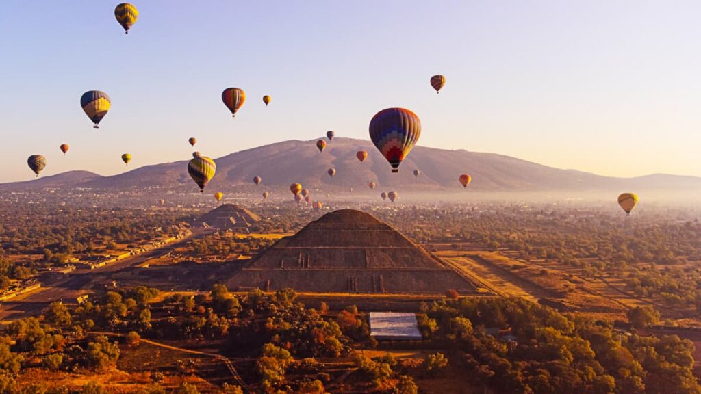 floating over mexico city: was it worth the early wake-up?