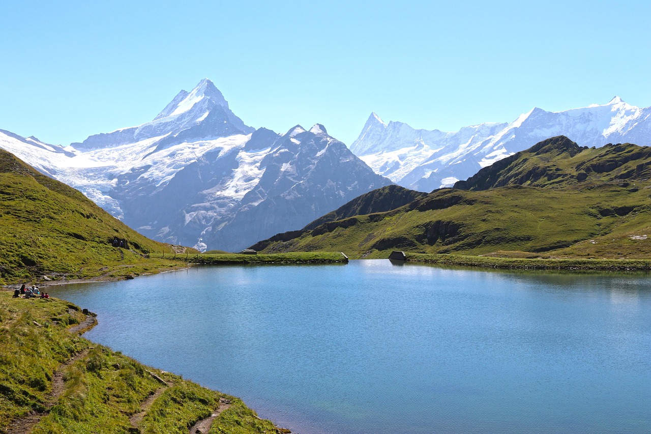grindelwald’s beauty vs. tourist crowds: is it worth it?