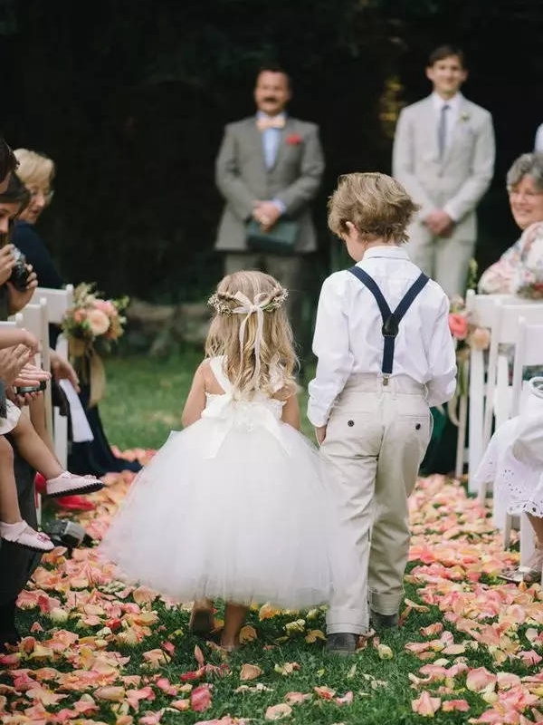 Navigating Out-of-State Weddings With Little Ones: Our Family’s Dilemma