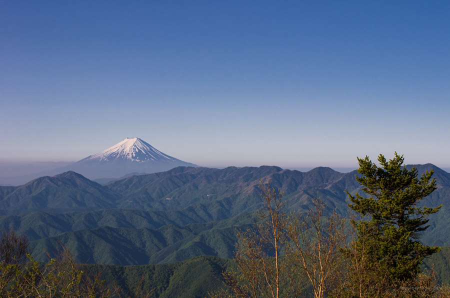 climbing 10 peaks in tokyo left me questioning my sanity