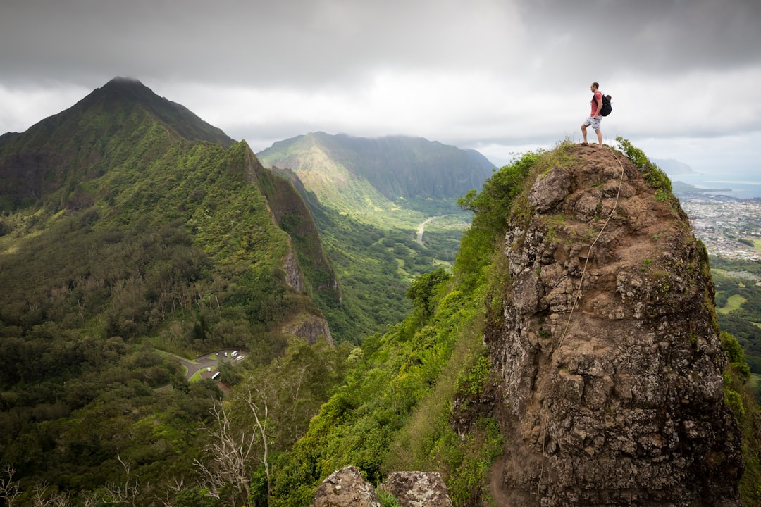how can i hike again with a cranky knee?