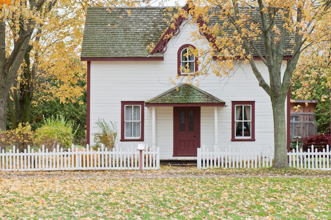 I have been paying off my mortgage, but my husband doesn't seem to want to put my name on the property.😤🏠