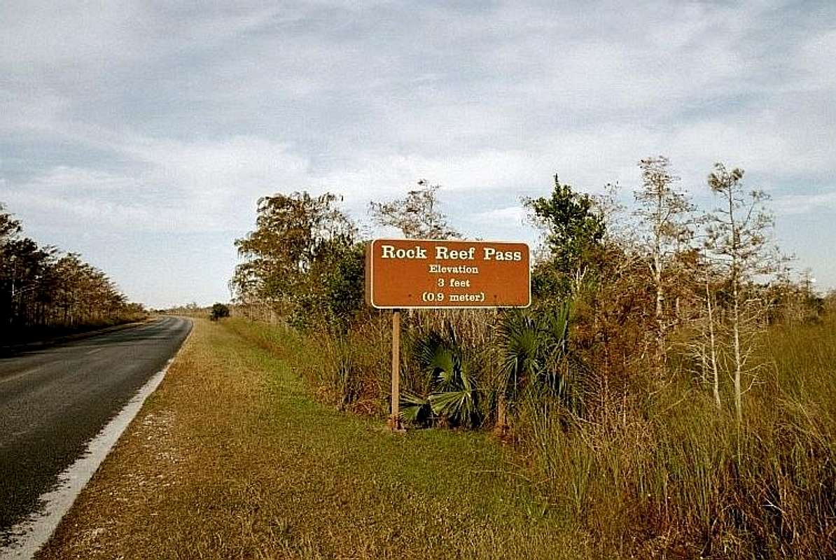 climbing rock reef pass in the everglades without oxygen
