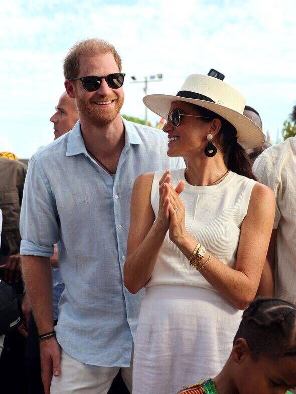 Meghan & Harry Snub Montecito Neighbor? 😲