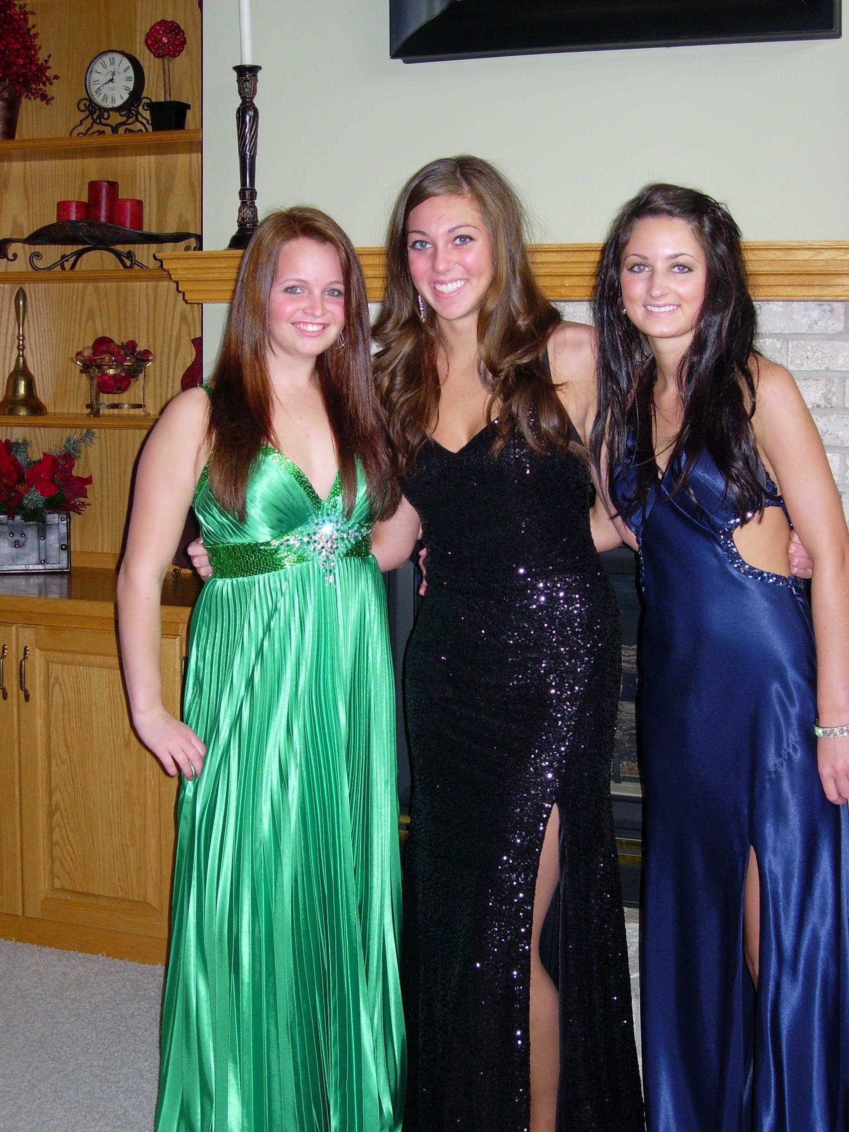 Navigating Prom Dress Choices: A Parent’s Heartfelt Dilemma