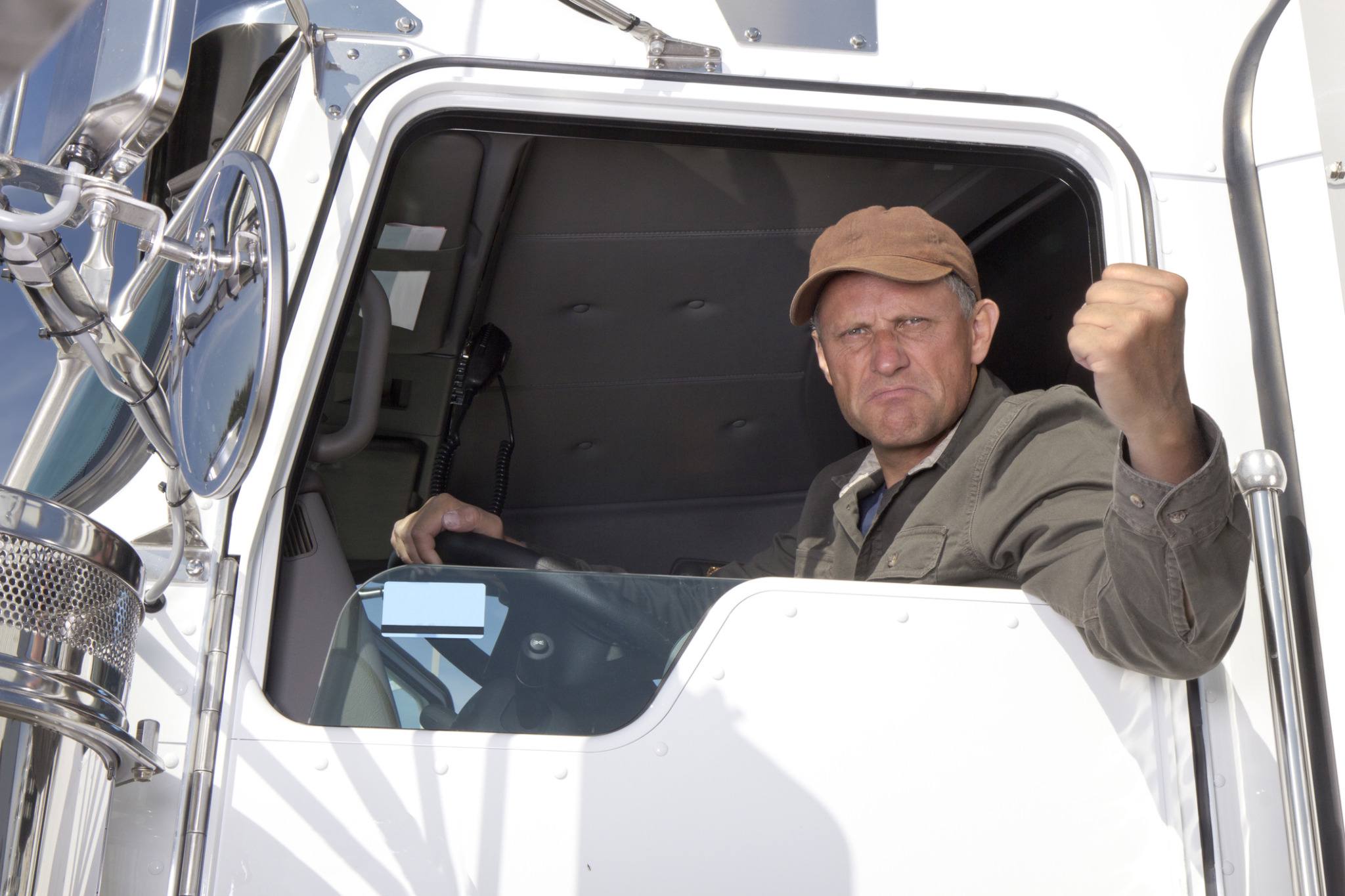How I Handled an Aggressive Truck Driver: Lessons Learned
